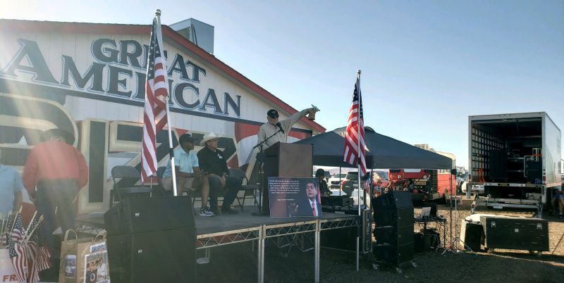 Robert David Steele at the Rally at Great American Pizza in Kingman, AZ
